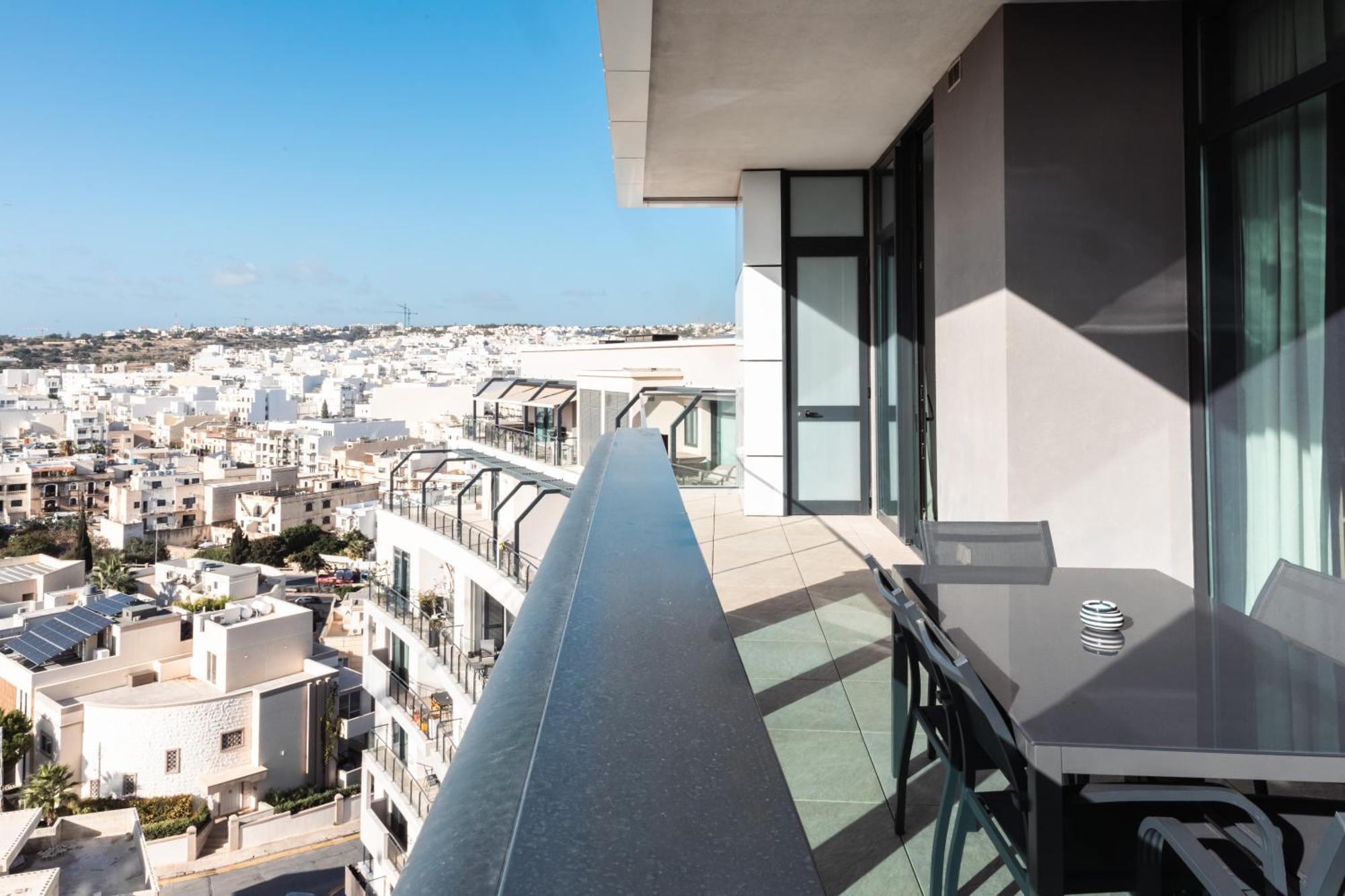 Modern Apartment In The Center Of St Julians By Arcobnb San Ġiljan Exterior foto